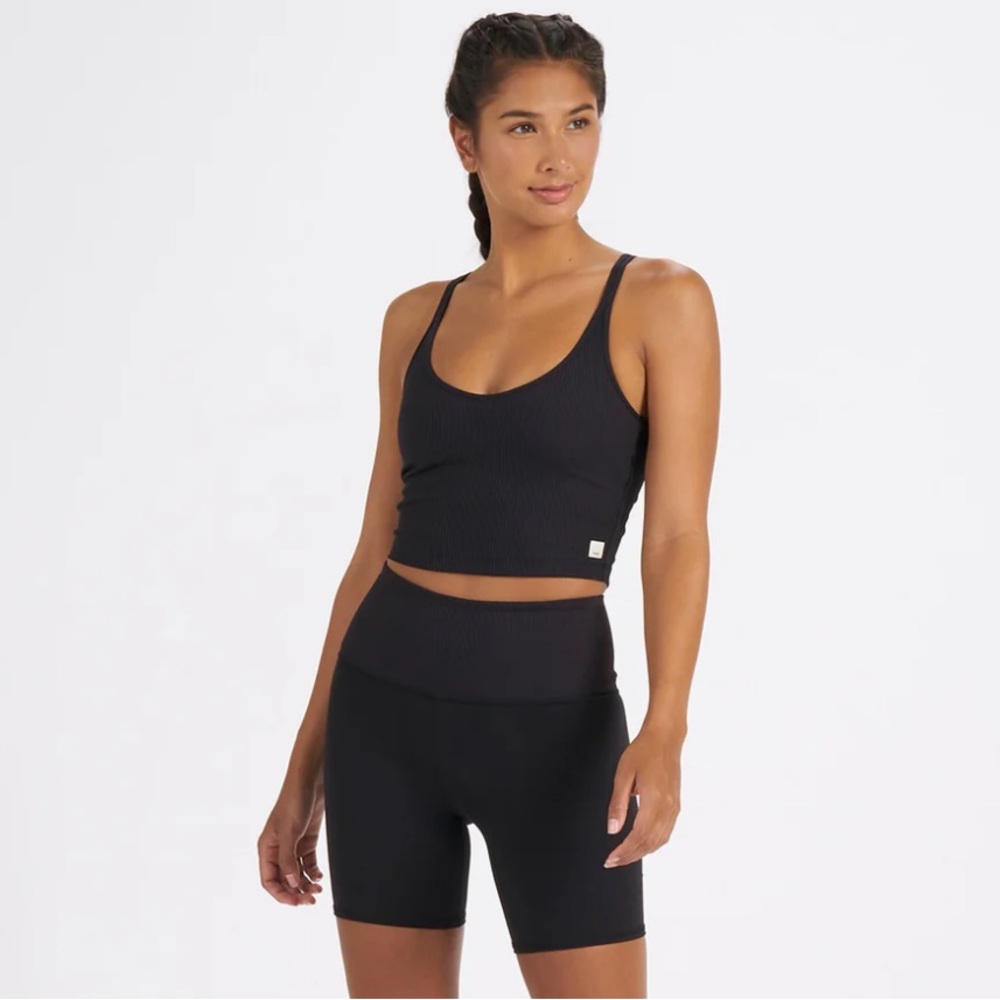 Vuori studio bike short 6”